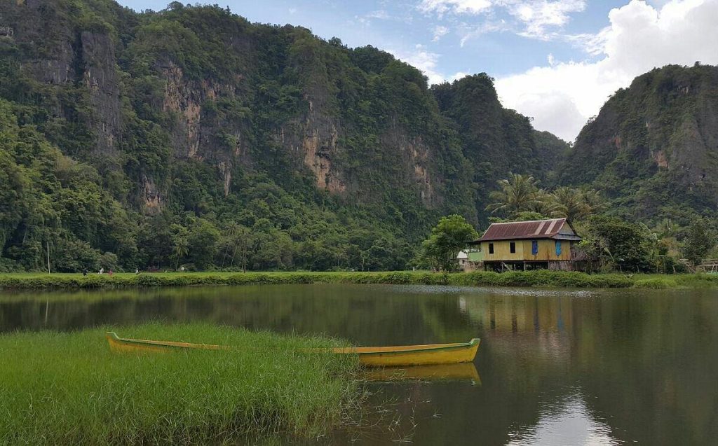 Wisata Sungai Maros Sulawesi Selatan dan Potensi Geowisata Karst
